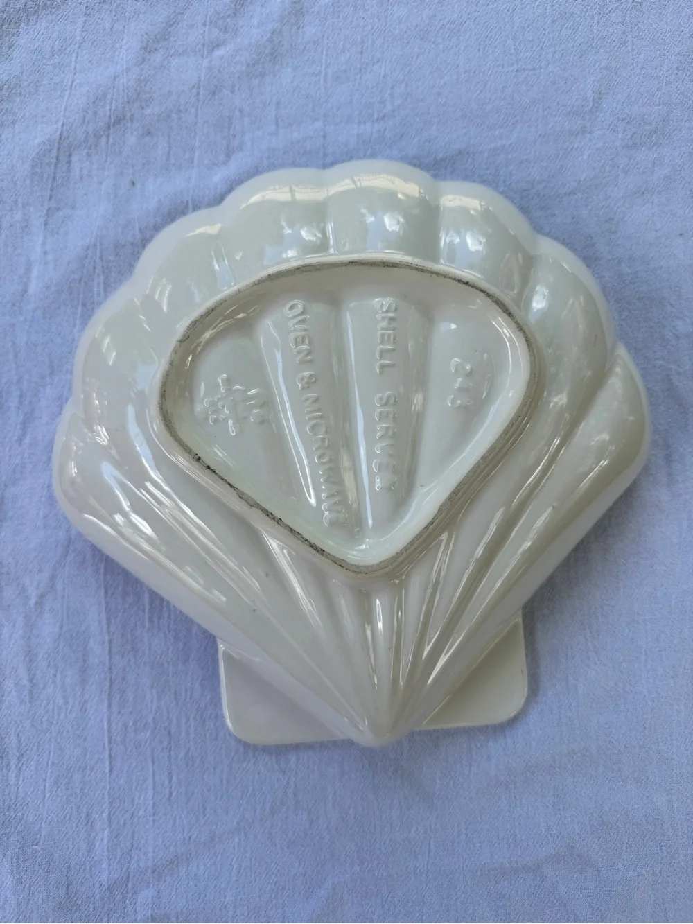 Vintage Pfaltzgraff Seashell Pottery Large Serving Dish 10.5